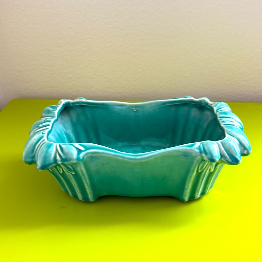 Vintage McCoy rectangle planter, 1940s? Turquoise with leafy design
